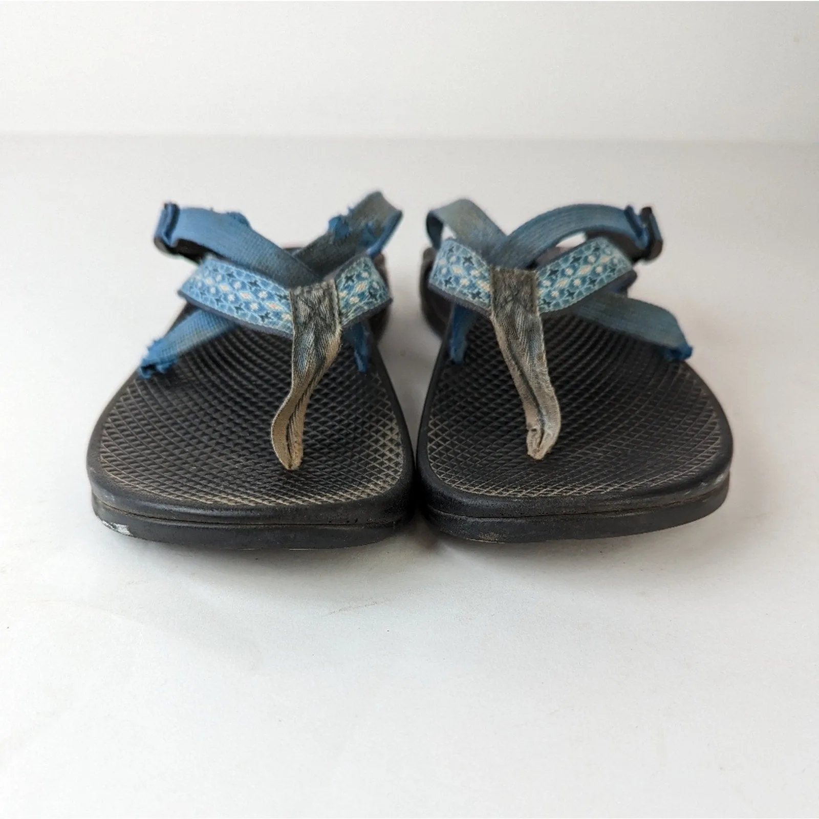 Chaco Strappy Sandals - 7