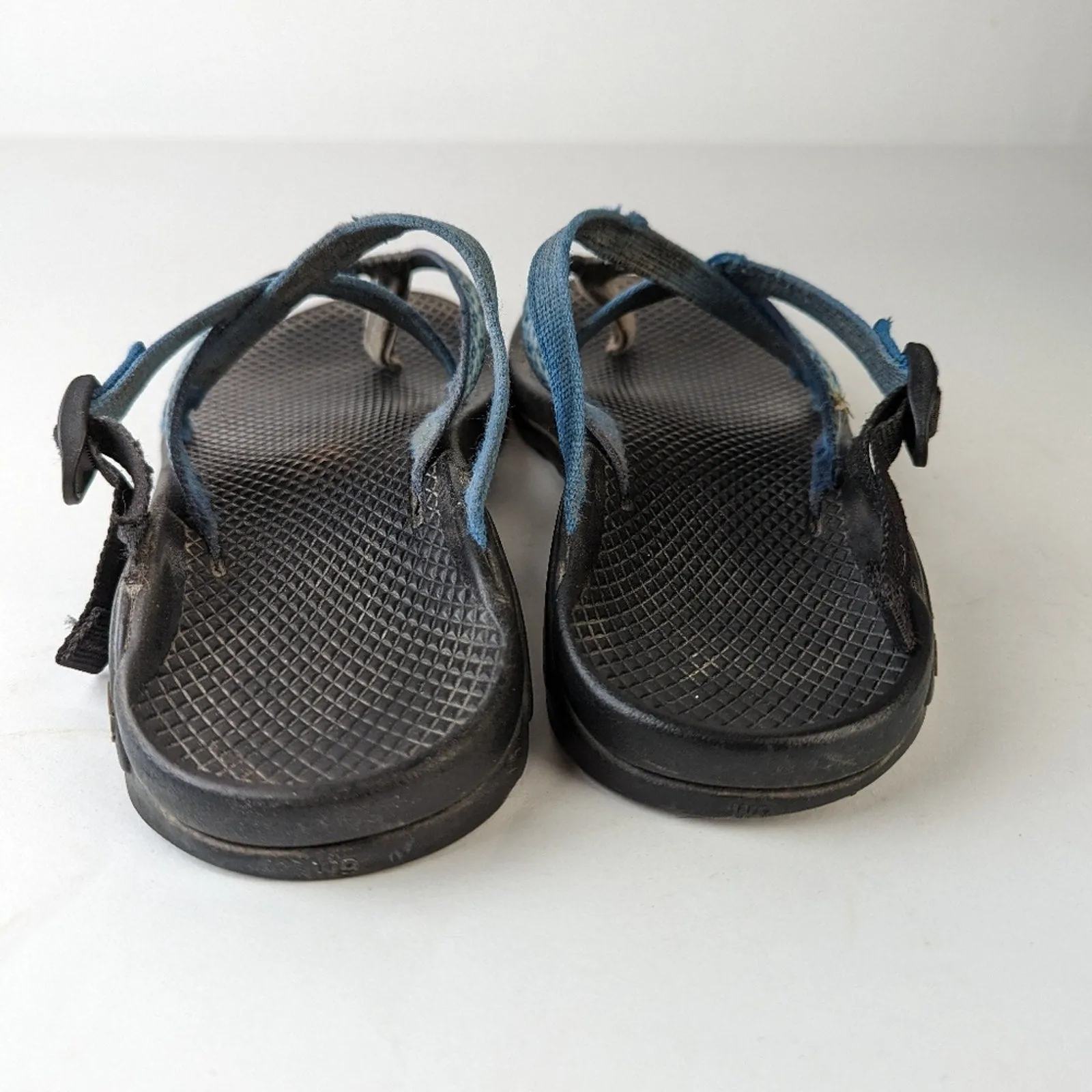 Chaco Strappy Sandals - 7