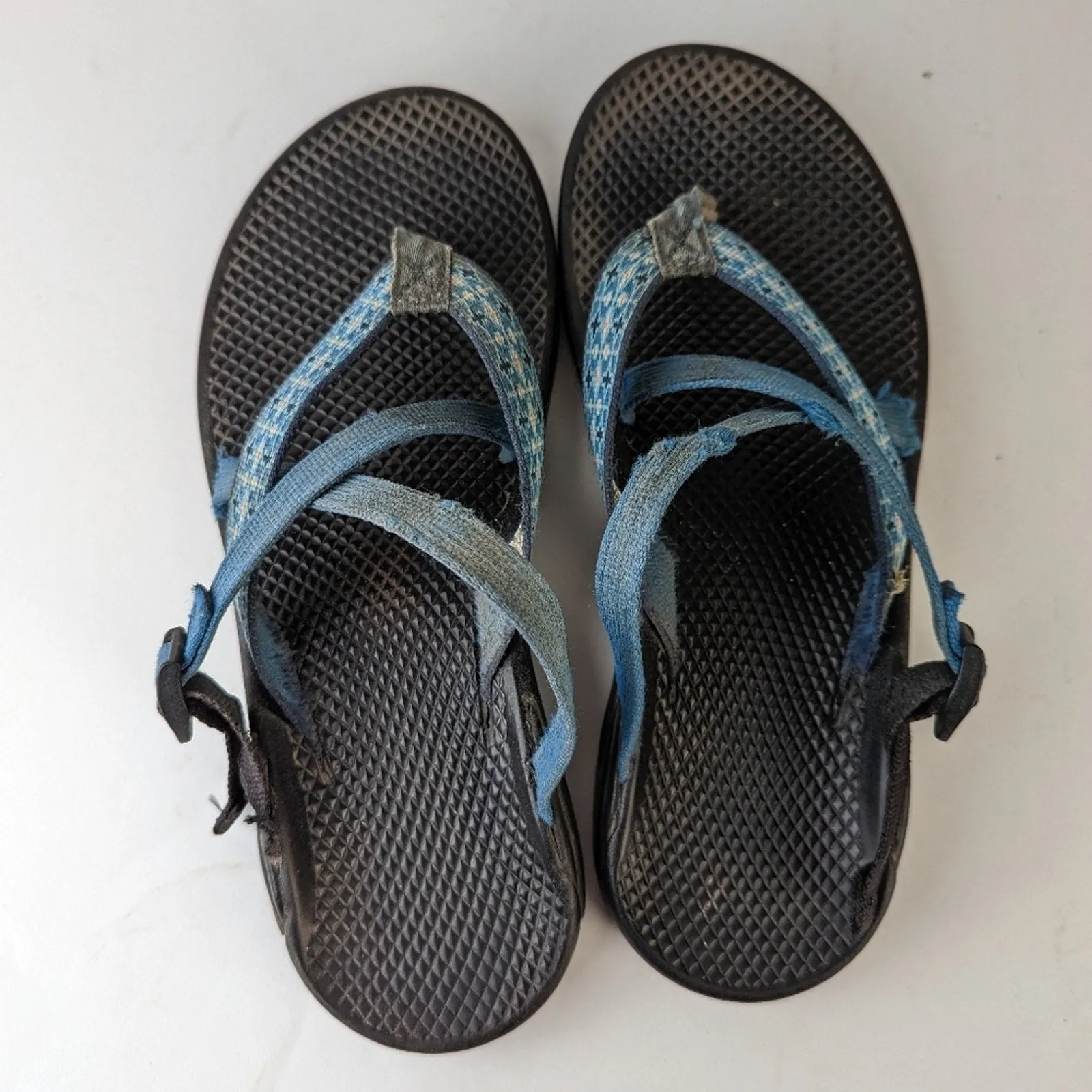 Chaco Strappy Sandals - 7