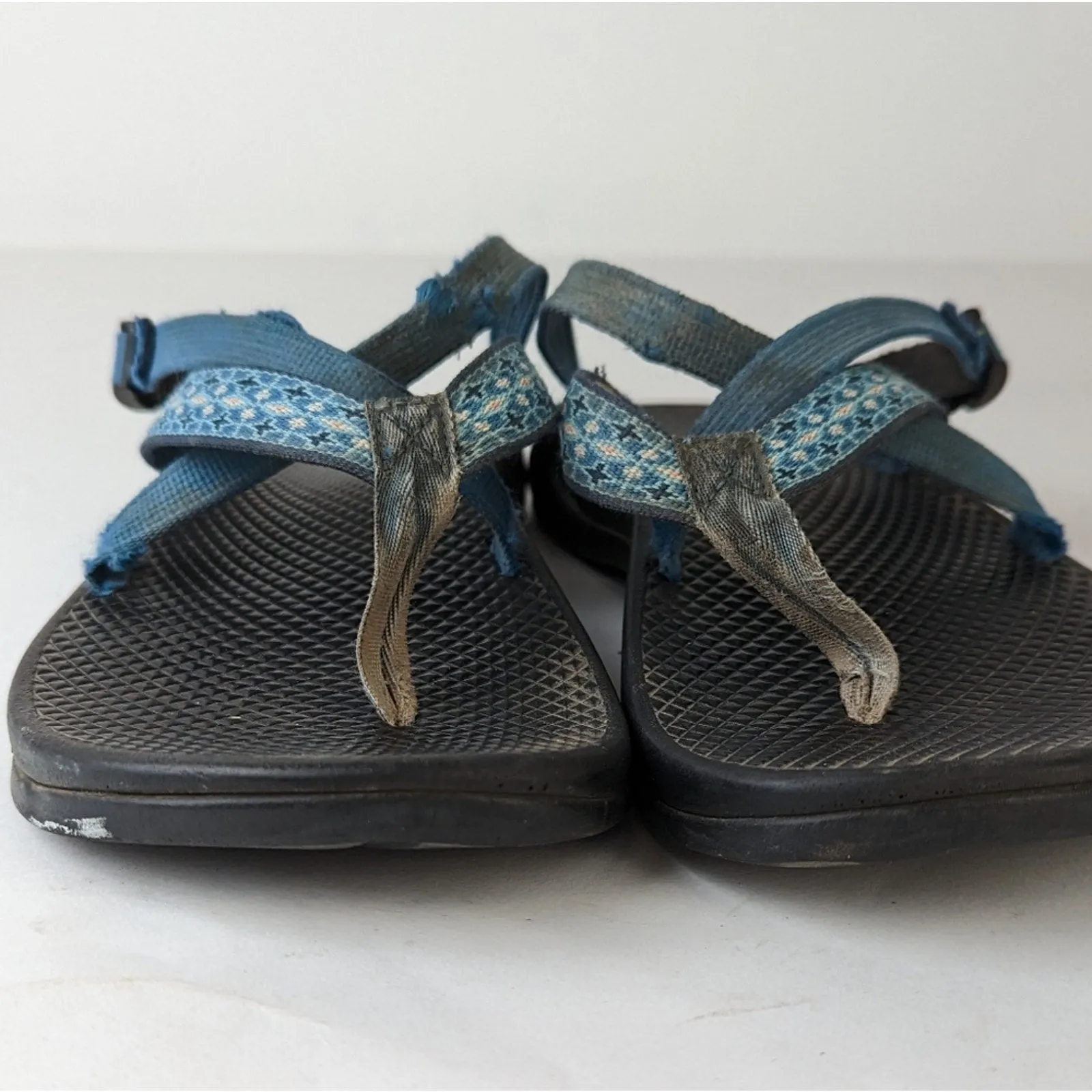Chaco Strappy Sandals - 7