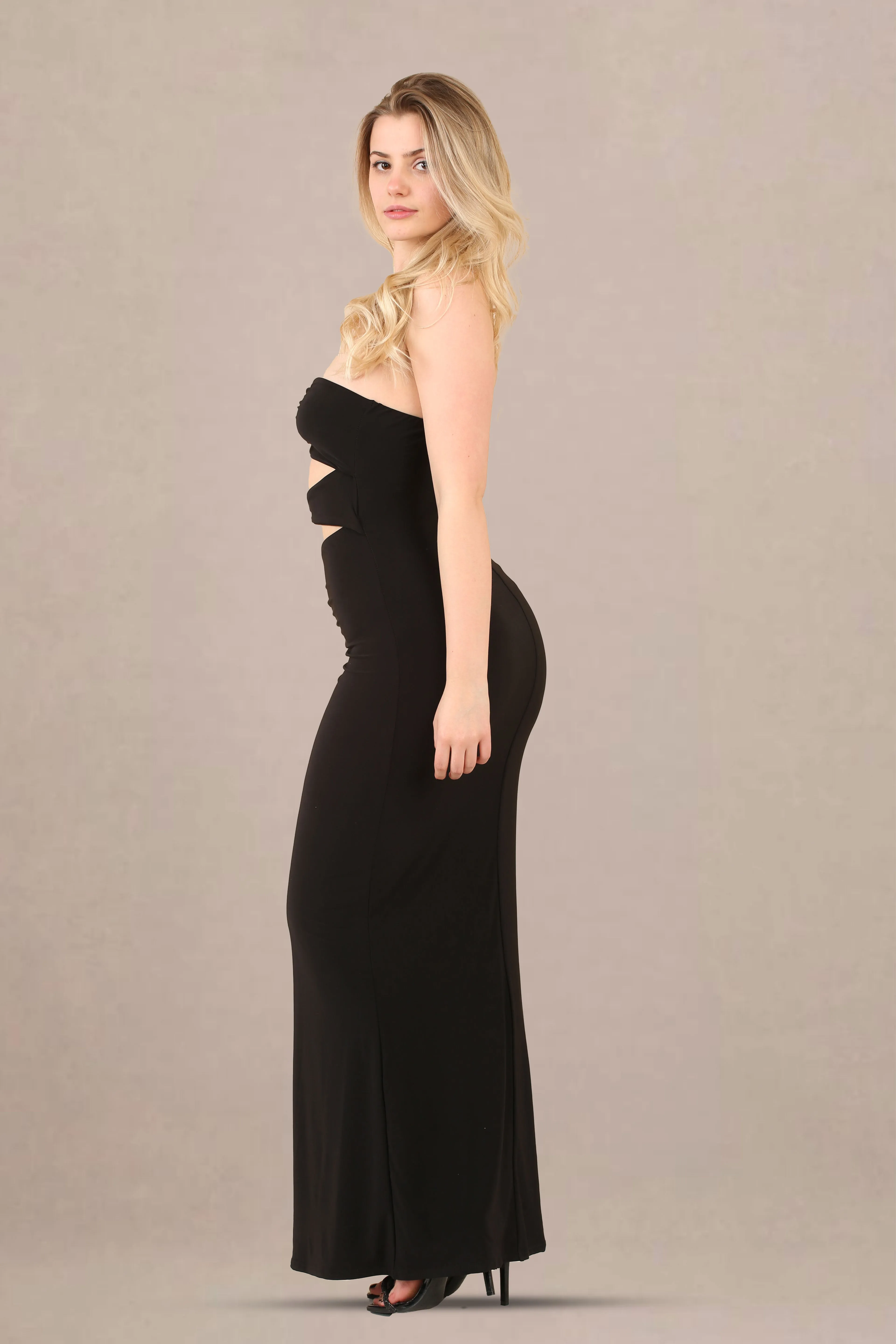 Classic Elegance: The Black Slinky Bandeau Maxi Dress
