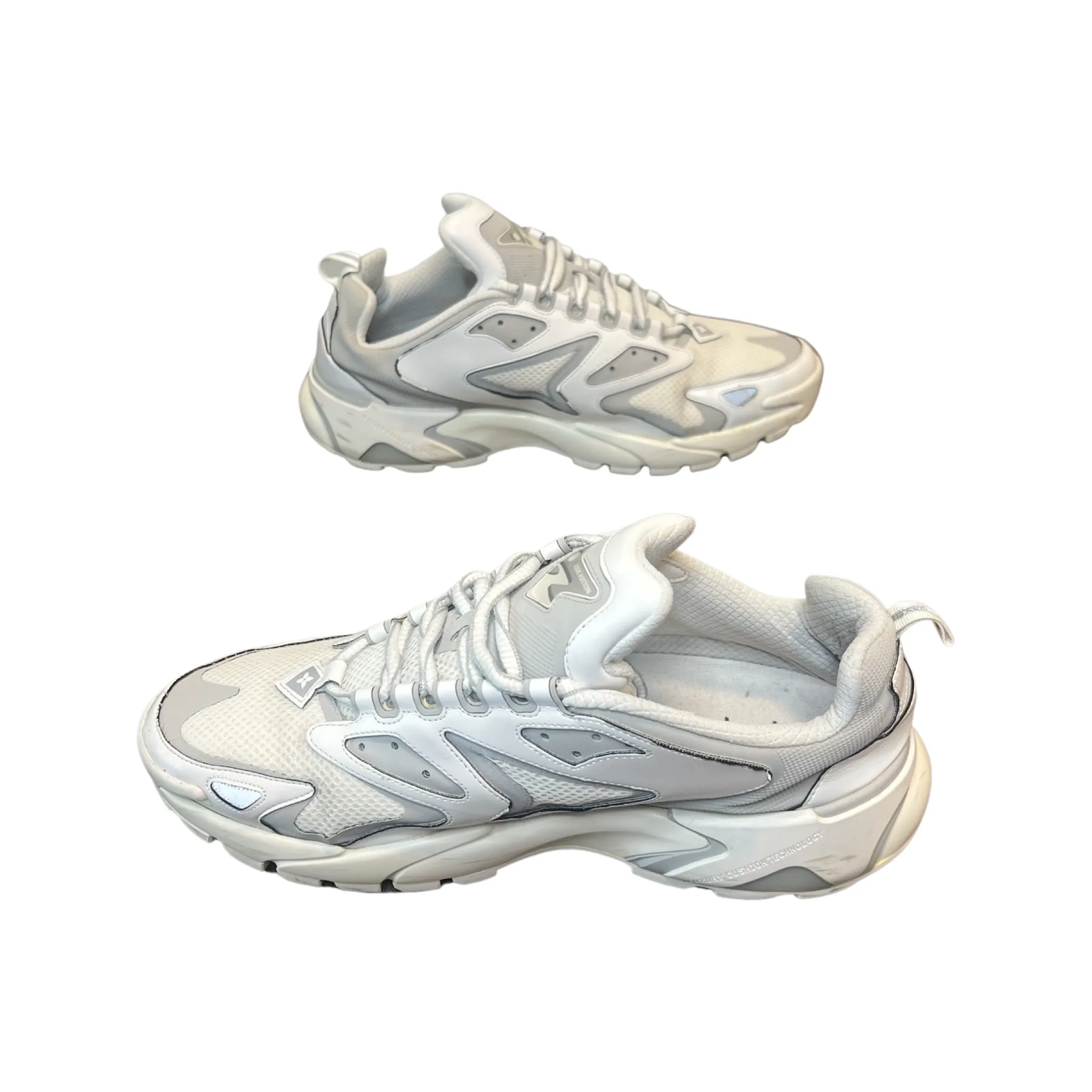 LOUIS VUITTON RUNNER TATIC SNEAKER